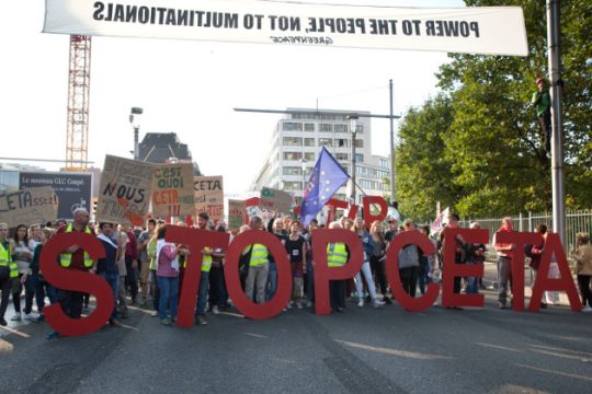 Κι άλλες διαπραγματεύσεις για τη CETA;