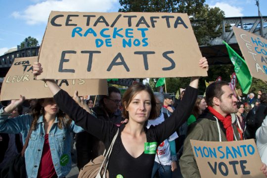 Στις… καλένδες η CETA