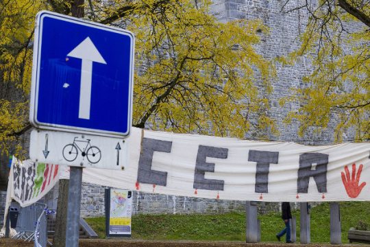 CETA και με τη βούλα