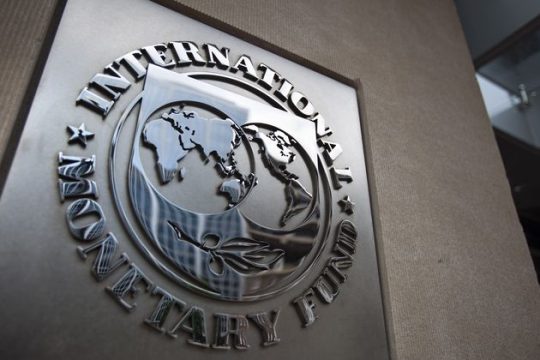 Το… 225% του παγκόσμιου ΑΕΠ χρωστά ο πλανήτης