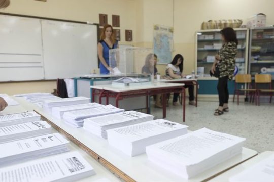Νέα κόντρα κυβέρνησης-Ν.Δ. έφερε το γκάλοπ της «Αυγής»