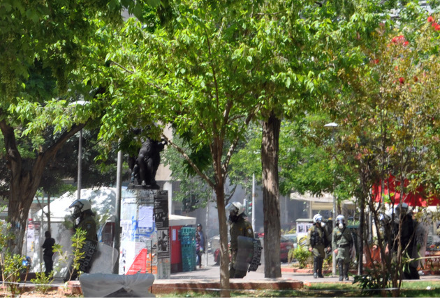 Μια ξαφνική και περίεργη σύλληψη
