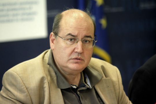 «Έτοιμη η κοινωνία να αγκαλιάσει τα προσφυγόπουλα»