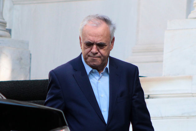 Πυρετός διαβουλεύσεων για αξιολόγηση και τράπεζες