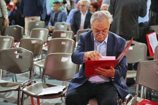 Πιέσεις για βραχυπρόθεσμα μέτρα ελάφρυνσης του χρέους