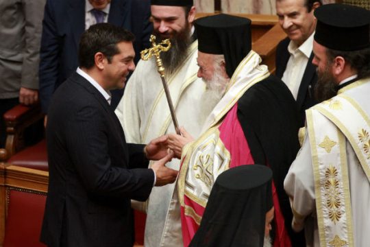 O καθιερωμένος αγιασμός και οι… ευχές Ιερώνυμου