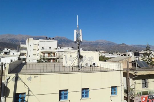 Ένταση για τις κεραίες τηλεφωνίας στο Τυμπάκι
