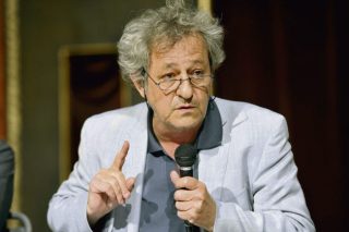 «Αναγκαίο το θράσος της ανυπακοής για να βγούμε από τη λιτότητα»