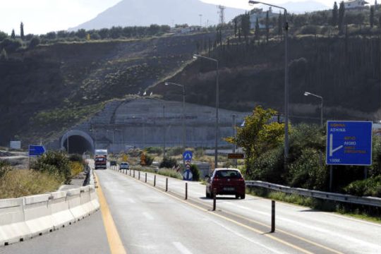 Από παρακαμπτήριες στην Κορίνθου-Πατρών