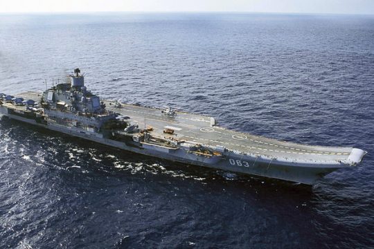 Ο «Ναύαρχος Κουζνετσόφ» «δένει» στη Μεσόγειο
