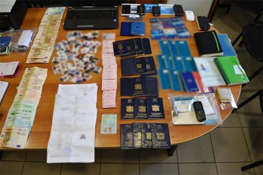 Κέρδη εκατομμυρίων από τη διακίνηση μεταναστών