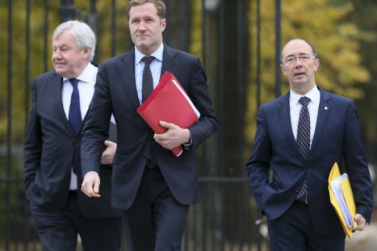 Το βέτο της Βαλονίας βουλιάζει τη CETA