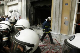 Κανείς δεν αναγνώρισε τους δράστες της Marfin