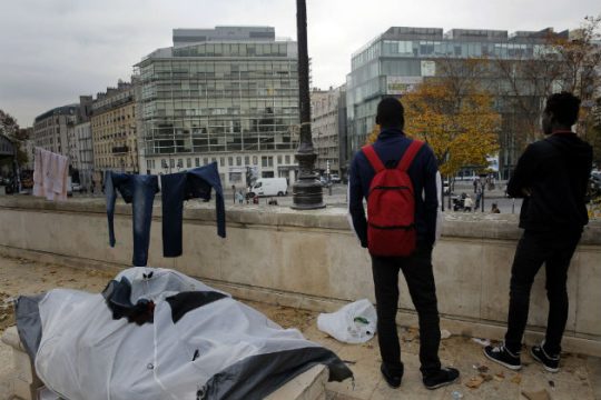 «Έχει και η Βρετανία ευθύνη για τα ασυνόδευτα του Καλέ»