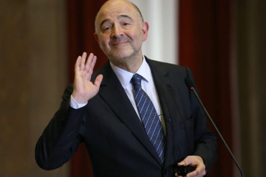Γιατί χτύπησαν την πόρτα του Μοσκοβισί για το χρέος