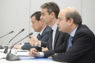 «Σαν τα μούτρα μας είναι κι αυτοί…»