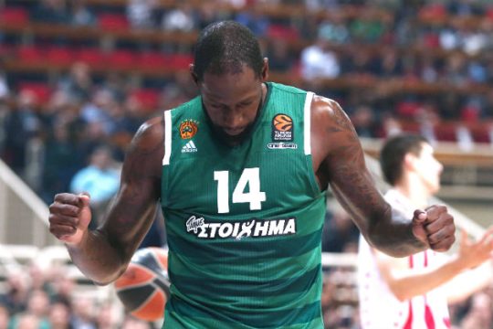Με 70-59 πέρασε και τον Ερυθρό Αστέρα