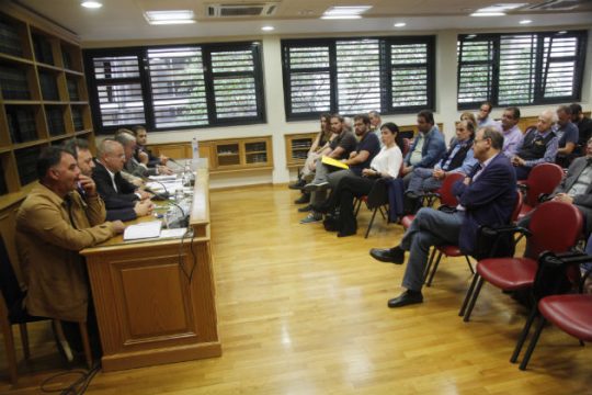 Από ποιους πλειστηριασμούς απέχουν οι συμβολαιογράφοι