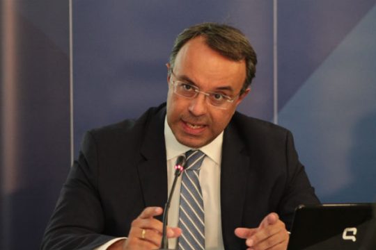 «Μη ρεαλιστικοί οι στόχοι στο προσχέδιο του προϋπολογισμού»
