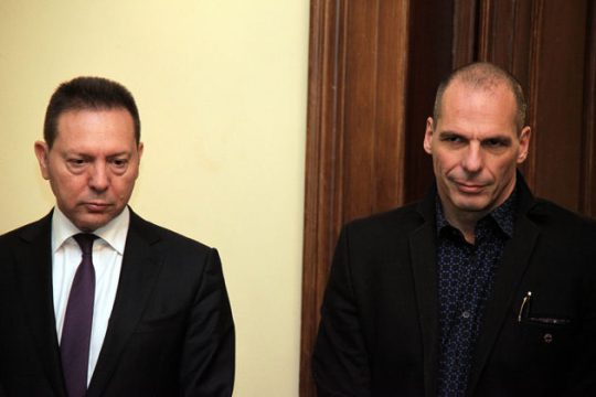Τέσσερις λόγοι που πρέπει να απομακρυνθεί ο κ. Στουρνάρας