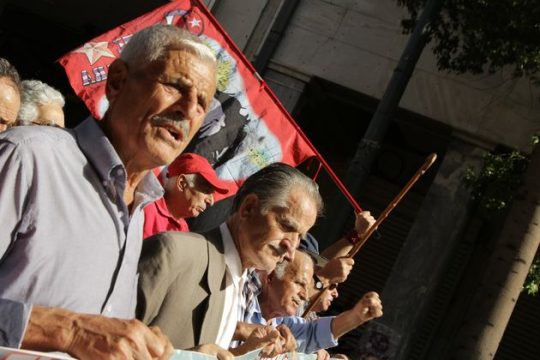 Αψηφούν μνημόνια και καταστολή, απαντούν με αγώνες