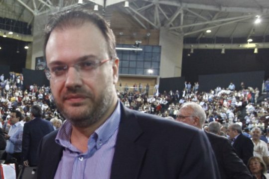 Εκλογές το 2017 «βλέπει» ο Θεοχαρόπουλος