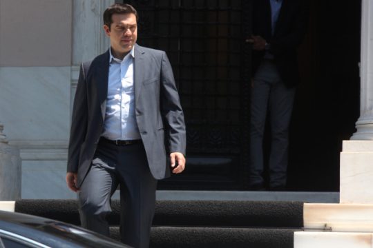 Τσίπρας: Δύο τα μέτωπα για τον ΣΥΡΙΖΑ