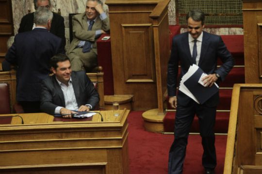 Καβγάς και για την αποτίμηση της συζήτησης για τη διαπλοκή