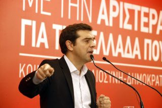 Ασπίδα Τσίπρα στον Παππά