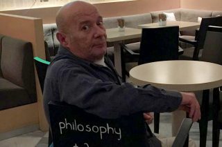 Το χαλί του μέλλοντος αφαιρέθηκε κάτω από τα πόδια μας