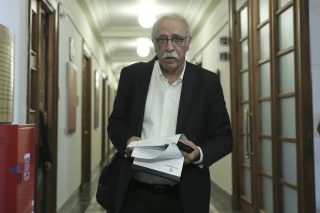 Νέες παραβιάσεις από τουρκικά αεροσκάφη