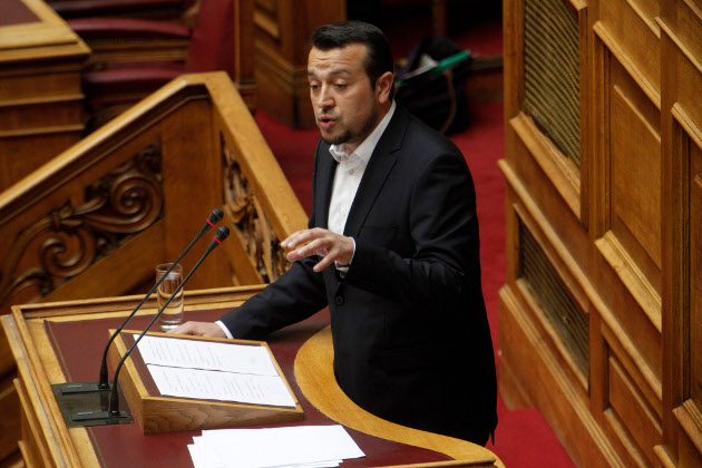 Απόσυρση της μήνυσης της ΝΔ για τις τηλεοπτικές άδειες ζητεί ο Ν. Παππάς