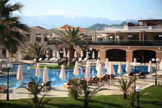 Φοροδιαφυγή… 5 αστέρων
