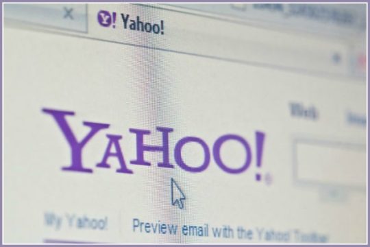 Η Yahoo κατασκοπεύει;
