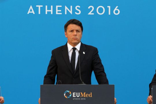 Τα «παράπονα» και το διπλό μήνυμα του Ματέο Ρέντσι