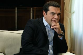 Θέλει ο Τσίπρας να δραπετεύσει;