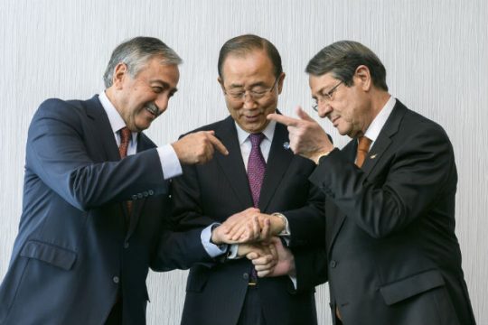 Δεινόν προς κέντρα λακτίζειν