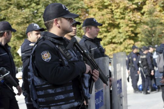Συνελήφθη κι άλλος ο δήμαρχος στην Τουρκία