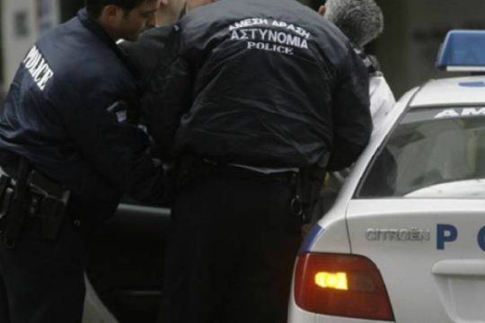 Διπλή επιχείρηση και συλλήψεις για ναρκωτικά