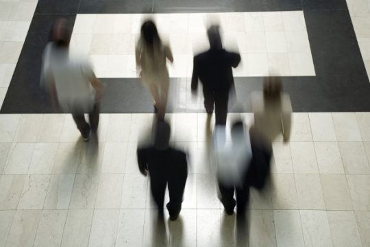 Ανώτατοι δημόσιοι υπάλληλοι με καριέρα στον ιδιωτικό τομέα!