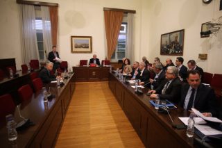 Κλείνει η λίστα μαρτύρων στην Εξεταστική για τα θαλασσοδάνεια