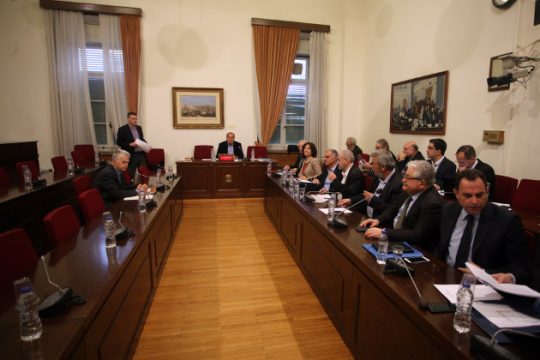 Κλείνει η λίστα μαρτύρων στην Εξεταστική για τα θαλασσοδάνεια