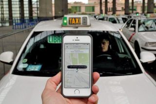 Tο ’ριξε στην παλαβή η Uber