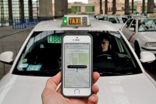 Tο ’ριξε στην παλαβή η Uber