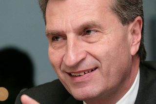 Ο Ετινγκερ πιάστηκε «στα πράσα»
