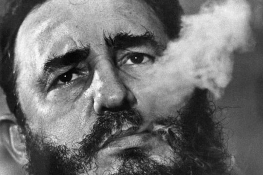 Πολυσέλιδο αφιέρωμα στον Φιντέλ Κάστρο, στην «Εφ.Συν.» της Δευτέρας