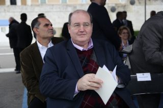 Ο τρίτος πυλώνας… κατέρρευσε άδοξα
