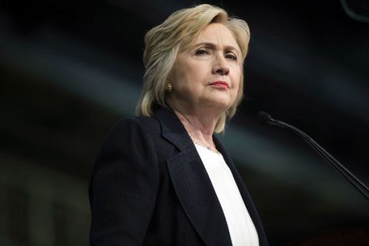 FBI: Καμία δίωξη κατά της Χίλαρι για τα νέα e-mails