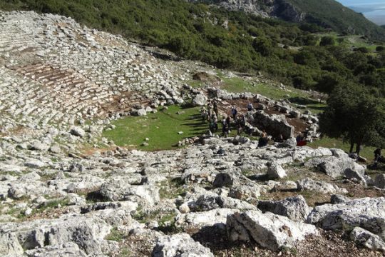 Κουμπαράς για το αρχαίο θέατρο Κασσώπης