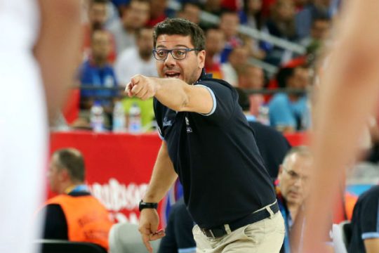Τέλος ο Κατσικάρης από τη Λοκομοτίβ